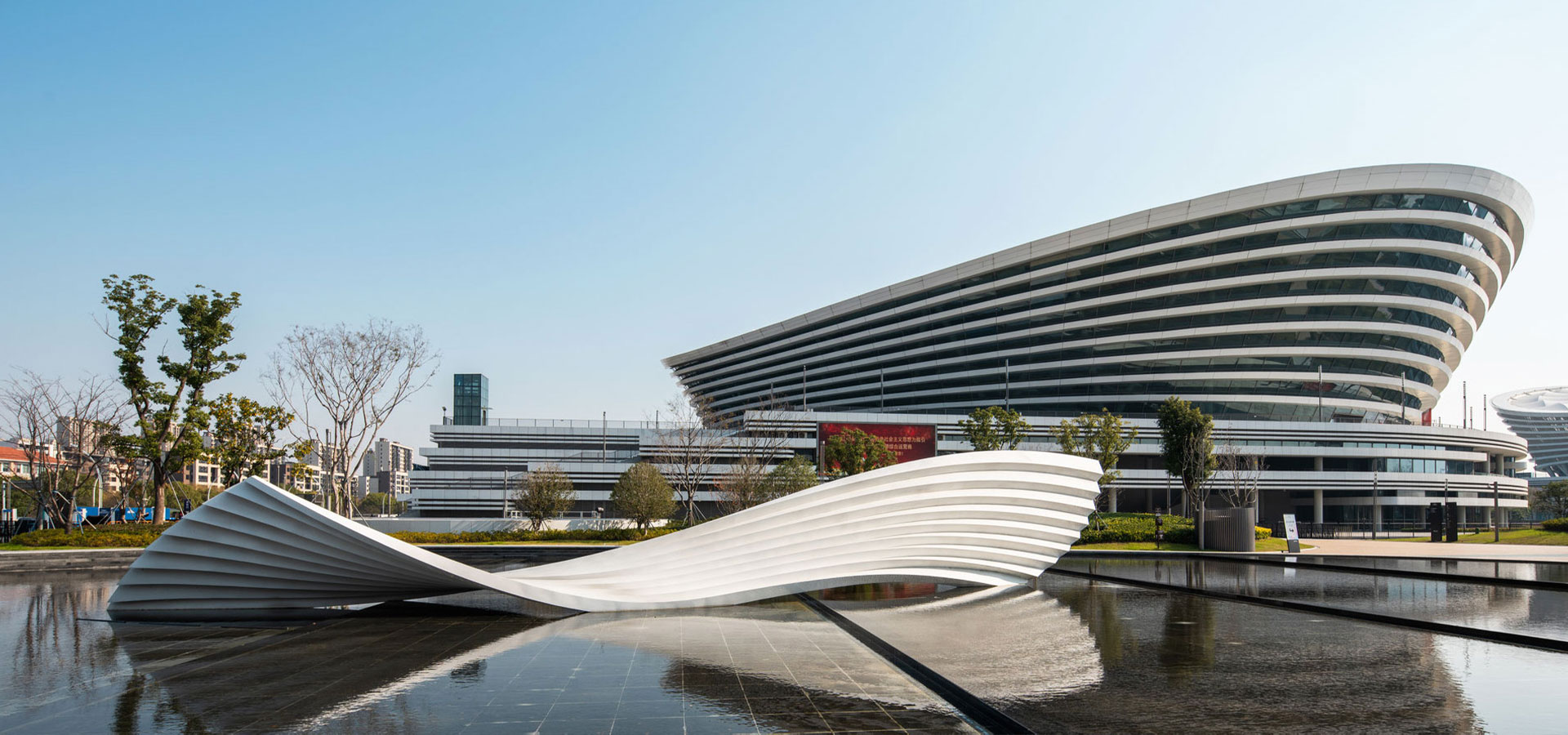 城市服务-参与城市基层社区治理